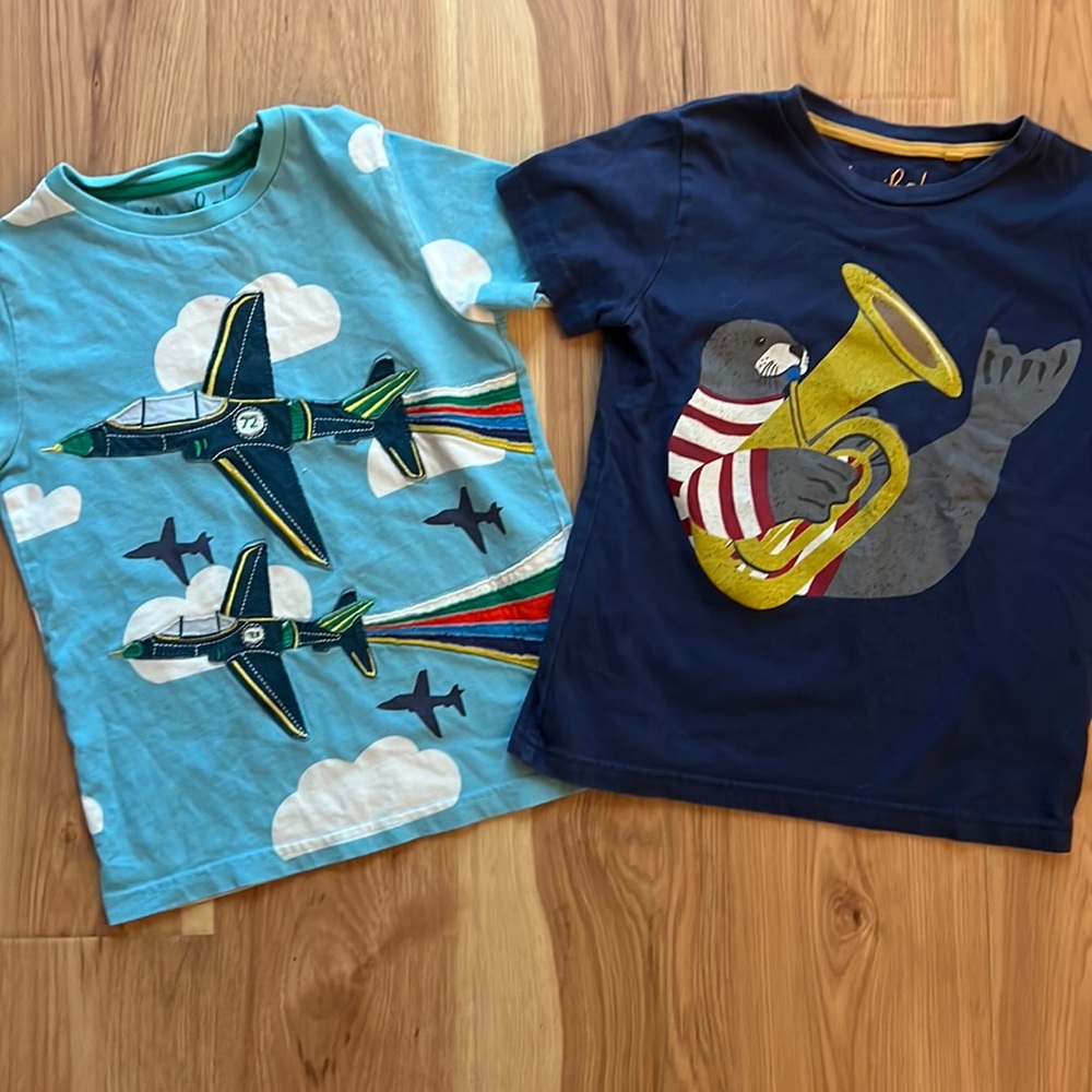 Mini Boden set of 2 short sleeve shirts size 5-6 year (116 cm)